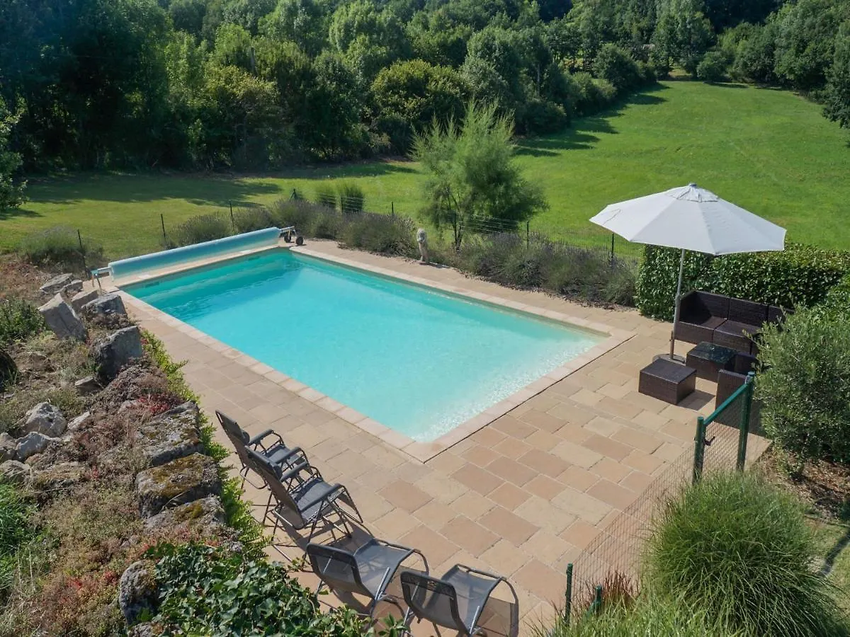 Superb Holiday Home With Private Pool Saint-Beauzile