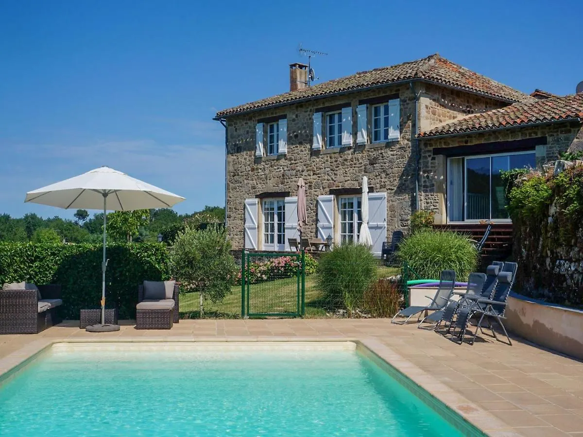 Superb Holiday Home With Private Pool Saint-Beauzile 0*,