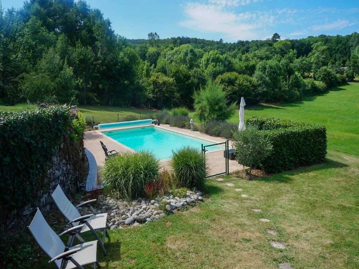 Superb Holiday Home With Private Pool Saint-Beauzile