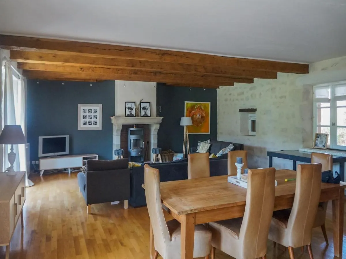 Superb Holiday Home With Private Pool Saint-Beauzile